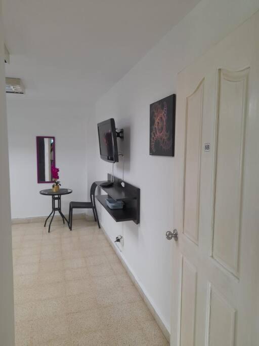 R-8 Amplio En Zona Turistica. Apartment Panama City